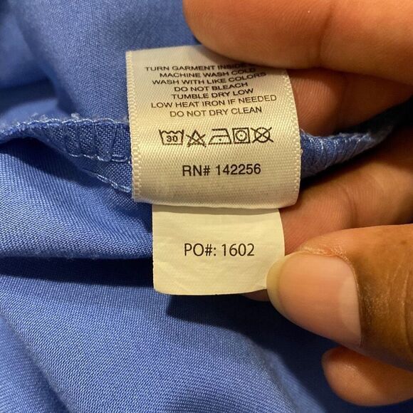 Figs scrub top size small - Picture 5 of 5